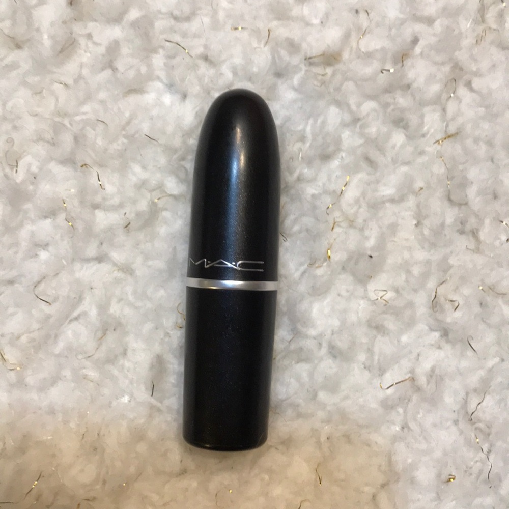 Mac Matte Aim for Gorgeous Lipstick
